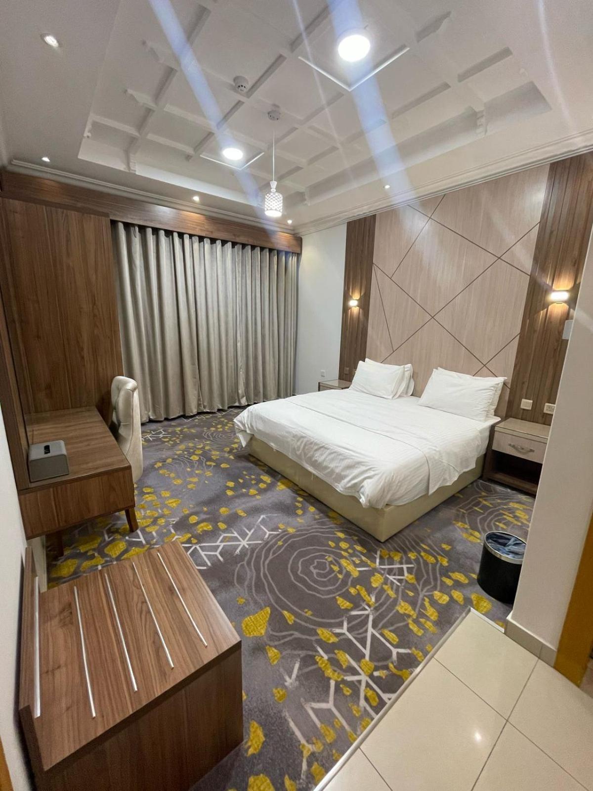 أبها ريجنسي Hotel Екстериор снимка
